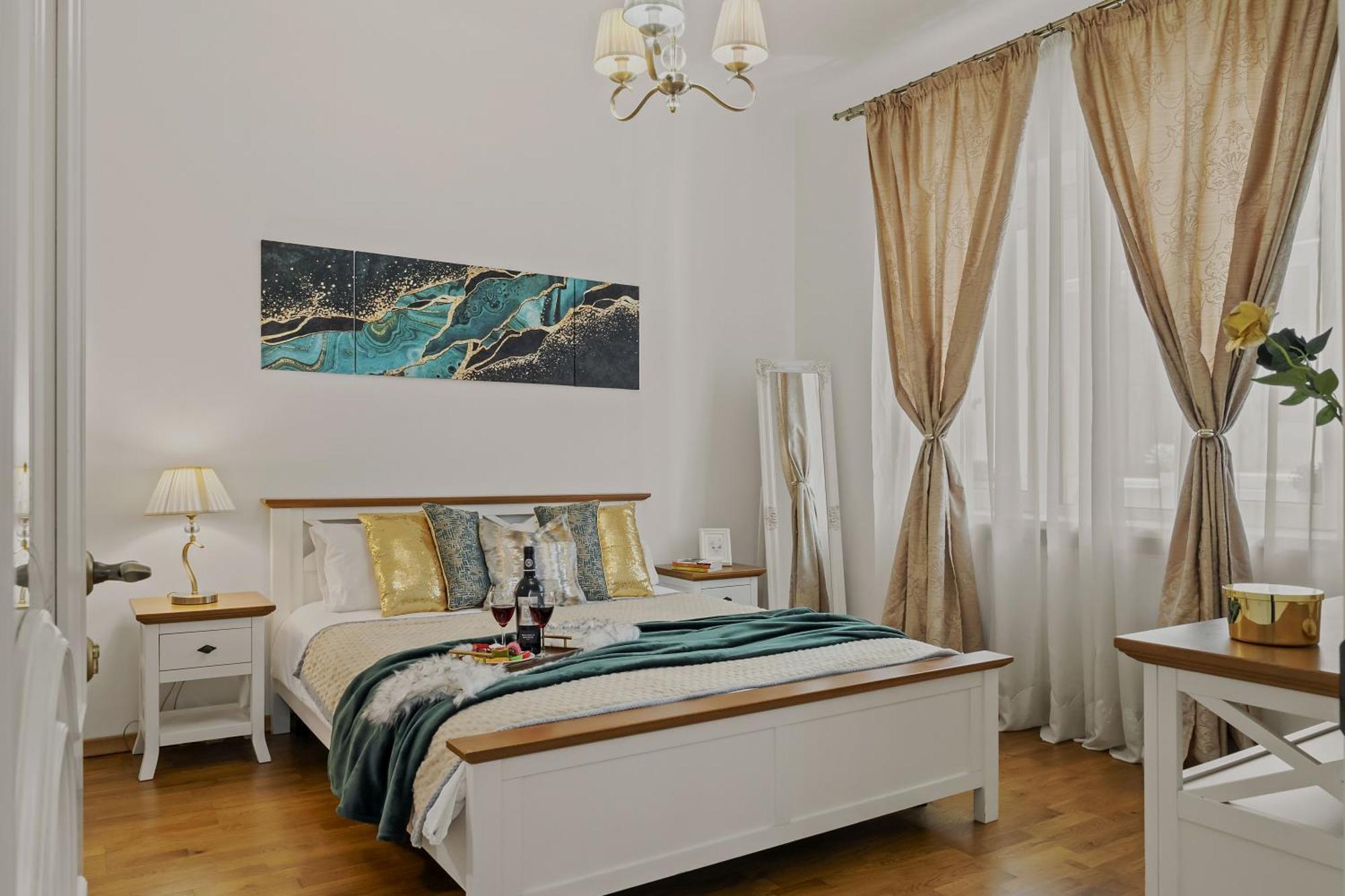 Sweet Luxury Three Rooms Apartment City Center Universitate Bucharest Exterior photo