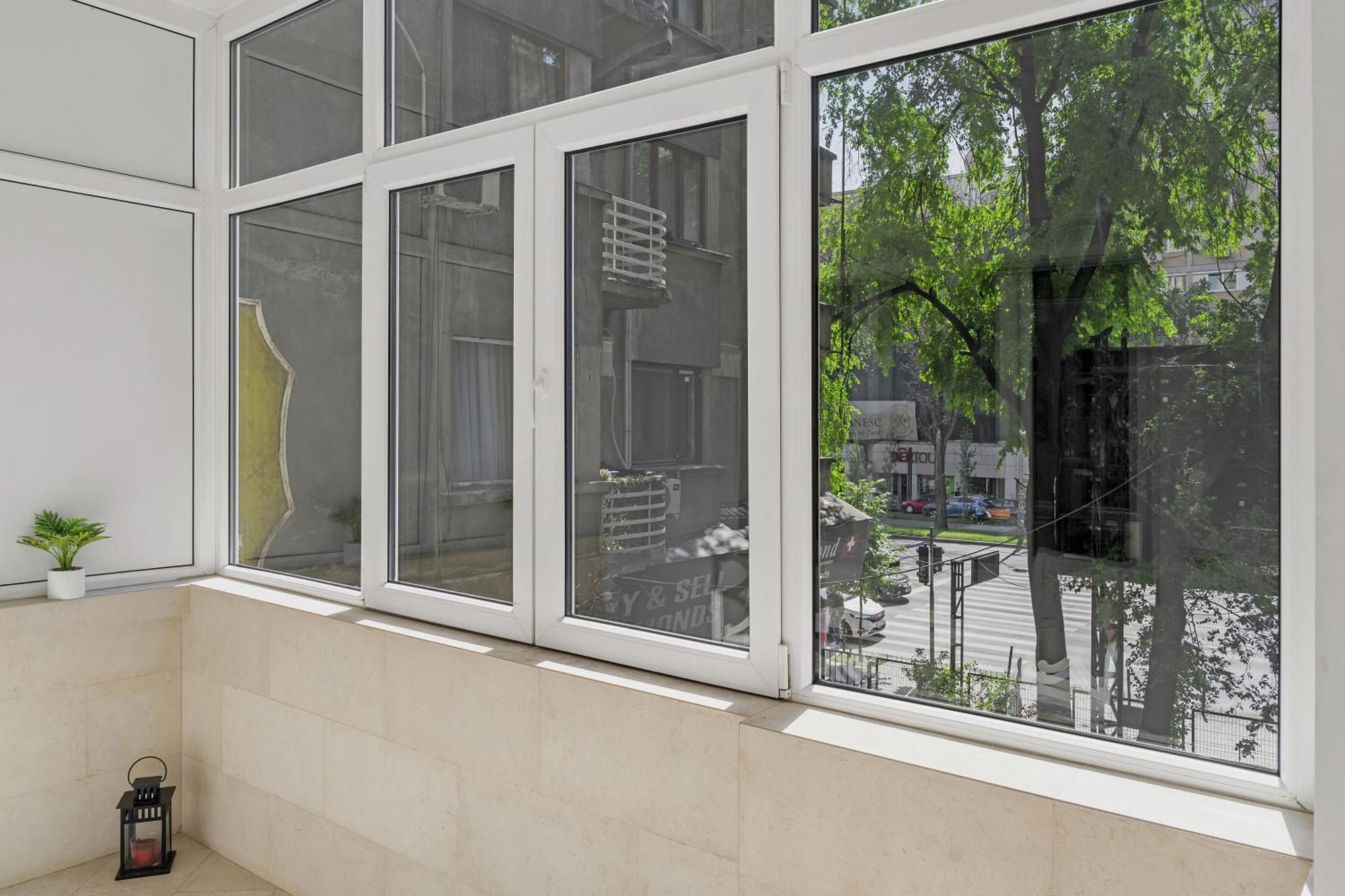 Sweet Luxury Three Rooms Apartment City Center Universitate Bucharest Exterior photo