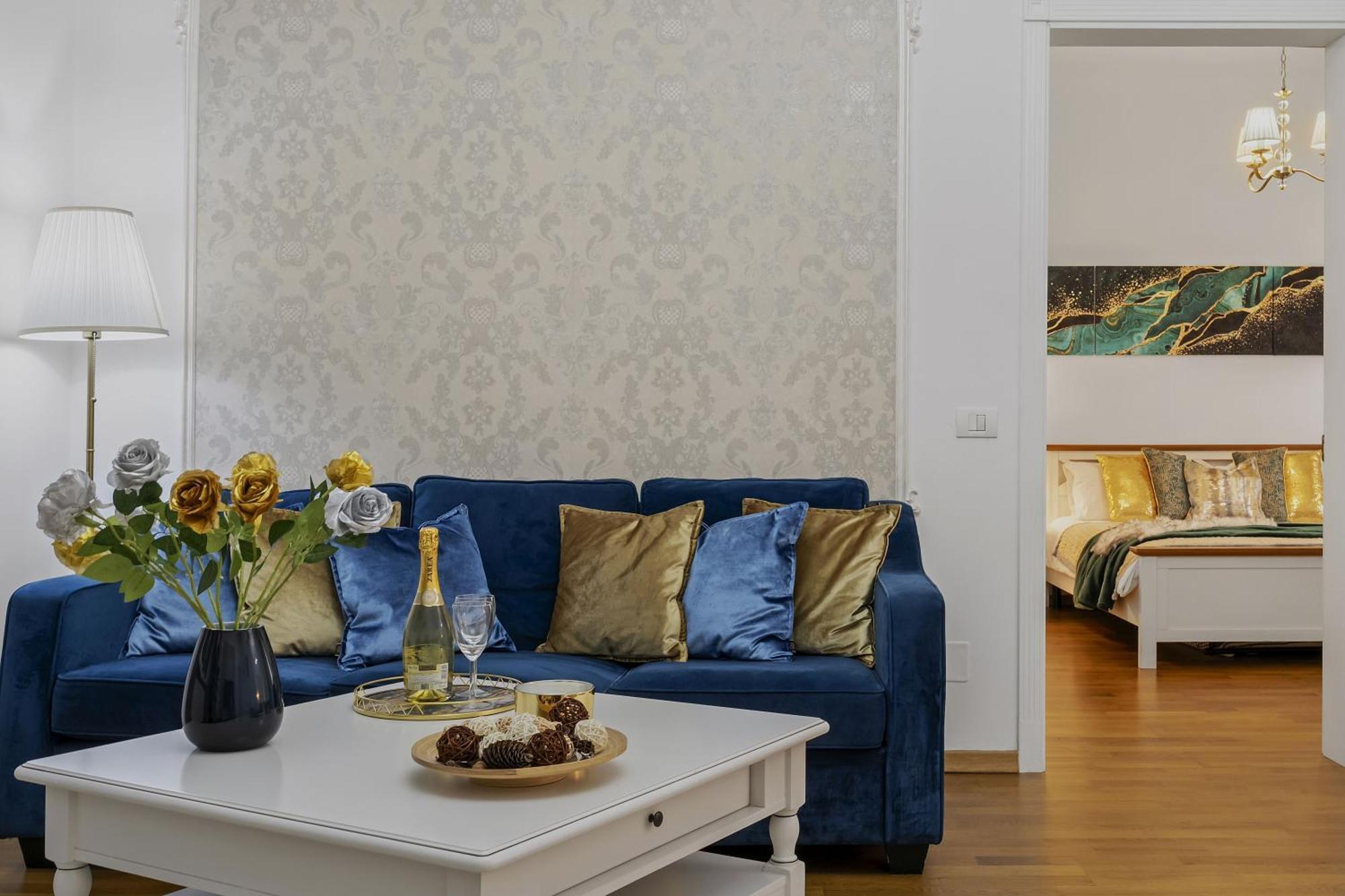 Sweet Luxury Three Rooms Apartment City Center Universitate Bucharest Exterior photo